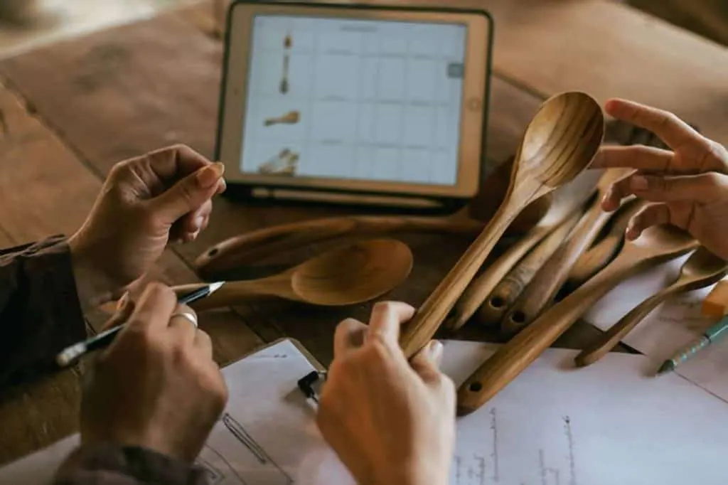 Advantages of Wooden Spoons