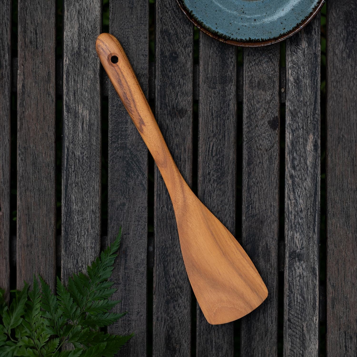 Sustainable wooden spatula for eco-friendly cooking by FAAYHaus®.